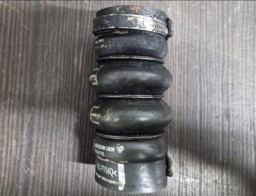 фото №1, Peugeot 206 1.6 hdi труба інтеркулер 9680385380