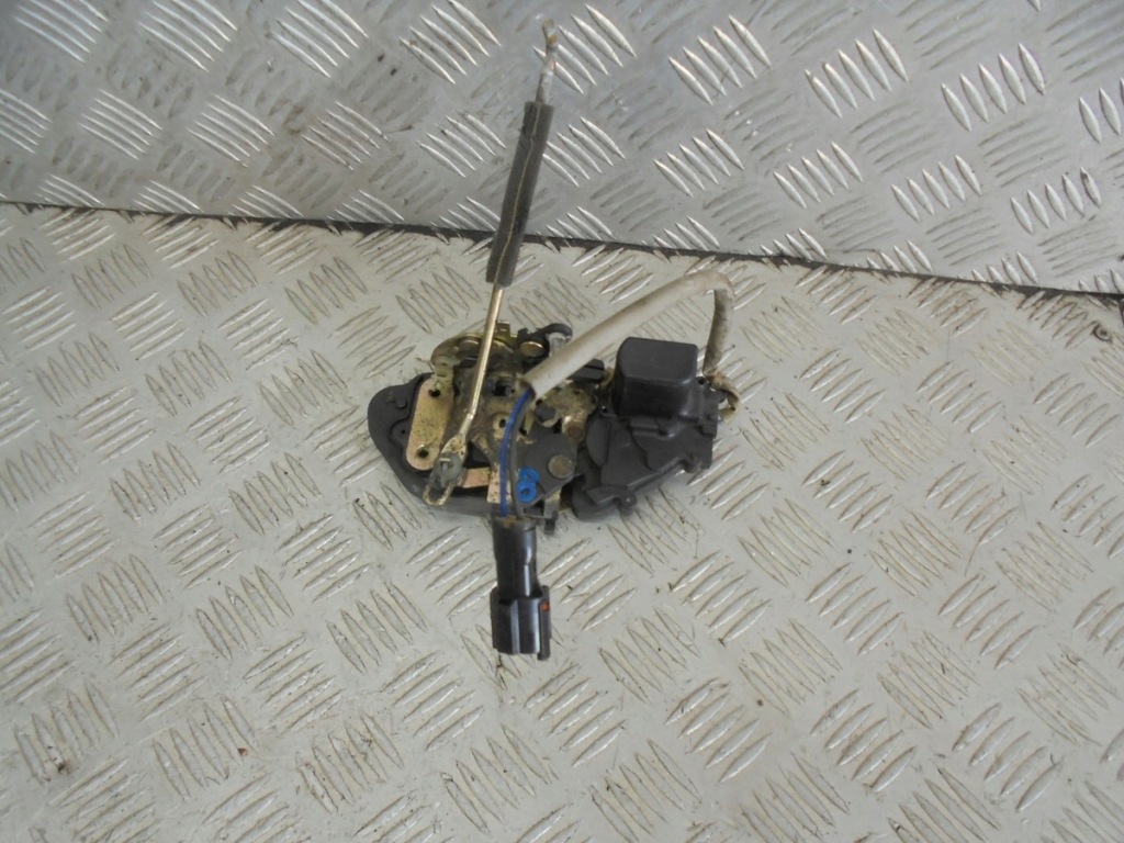 фото №1, Замок дверь правый перед kia carens europa eu