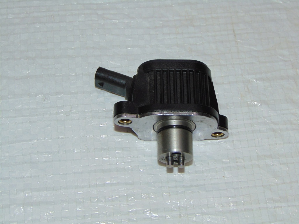 фото №1, Vw passat b8 клапан электромагнитный 04e906048a