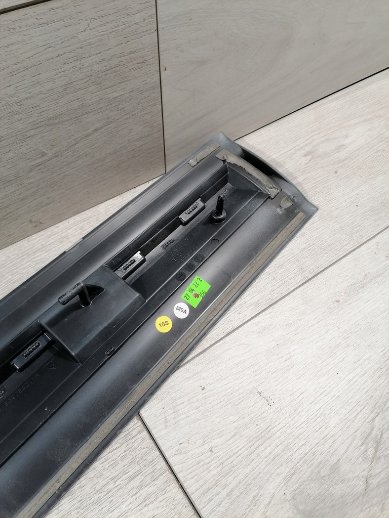 фото №8, Macan молдинг двері правий задня 95b8398901r