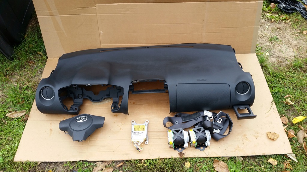 фото №1, Toyota urban cruiser консоль подушка безопасности ремни датчик