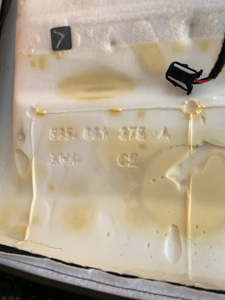 фото №9, Праве спинка сидіння сидіння шкіра skoda kodiaq оригінал