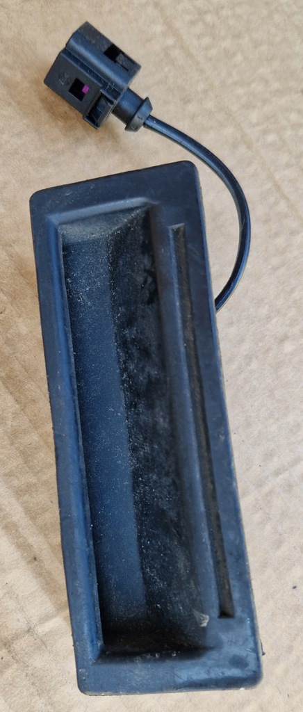 фото №5, Vw golf iv bora kombi ручка крышки 1j0827566l