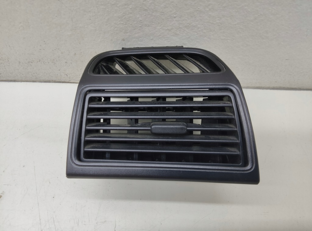 Купить Fiat linea решётка обдув левая 735418272