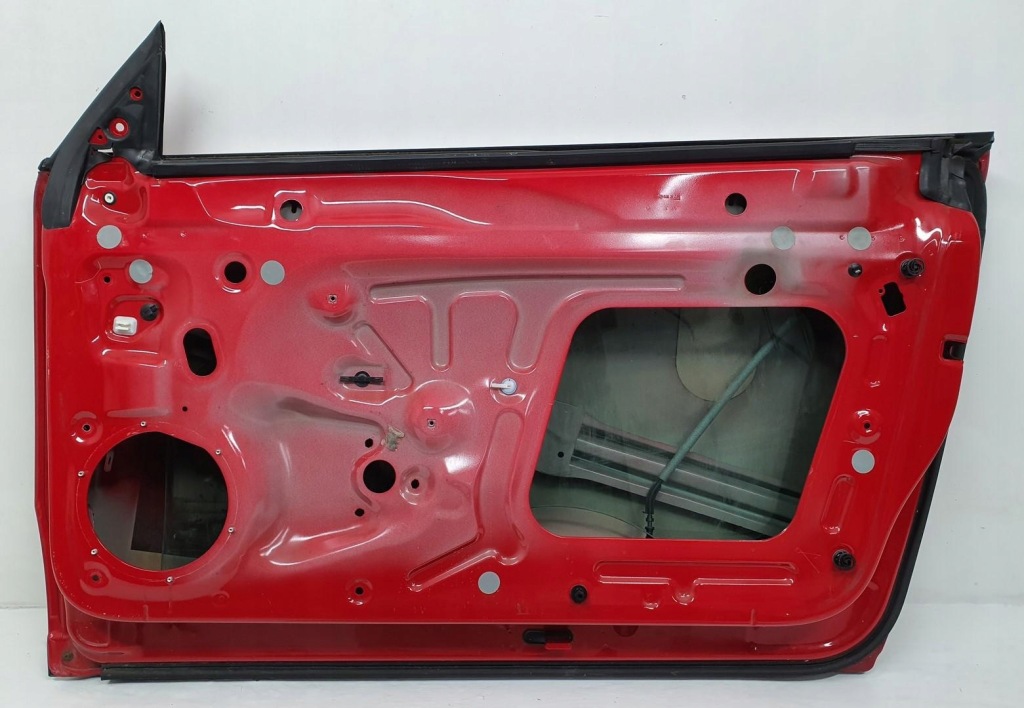 Дверь правый передние перед ly3d vw new beetle ii Цена