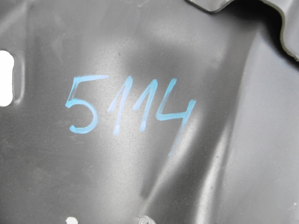 фото №6, Ford galaxy 06-15 чверть права обшивка чашка