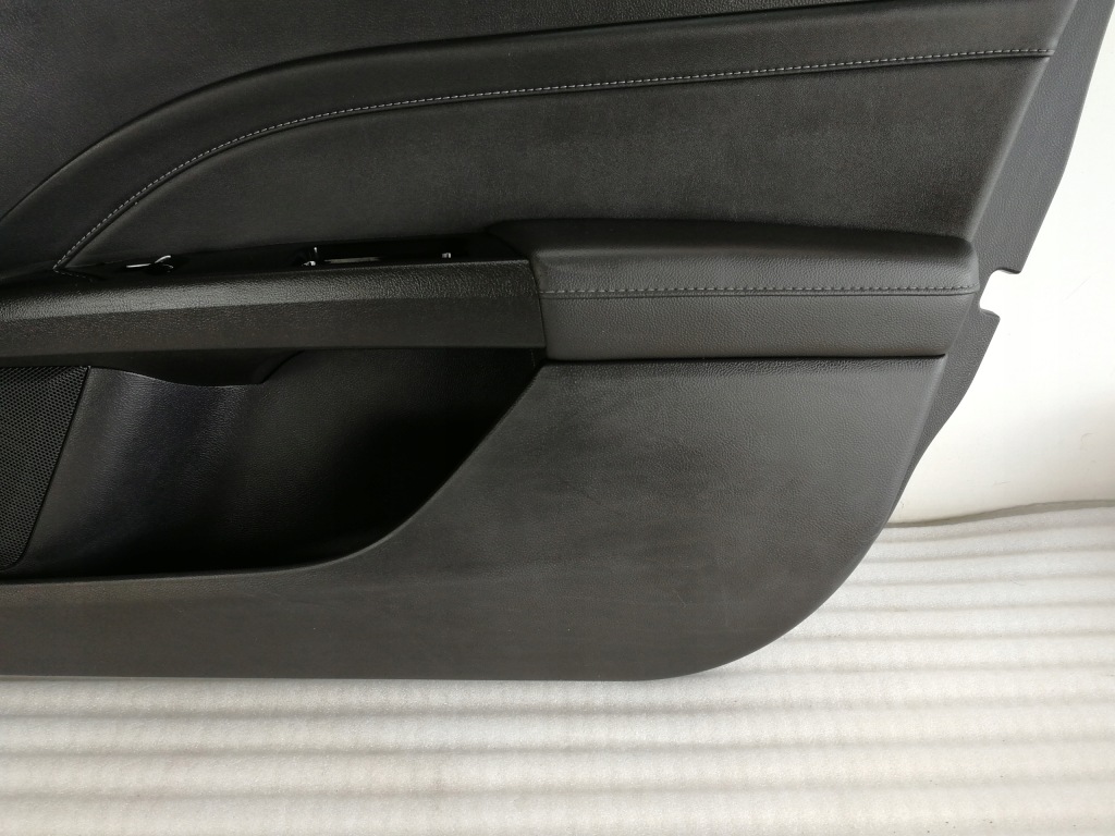 фото №4, Ford mondeo mk5 обшивка оббивка двері правий перед