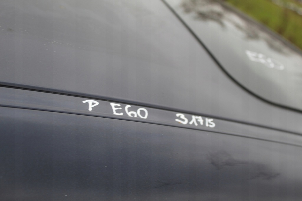 Молдинг дахова права bmw e60 317 orient blau в Україні