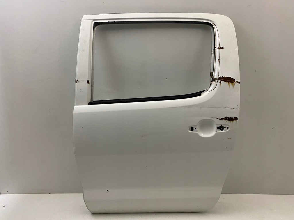 фото №1, Toyota hilux vii левая дверь задняя задние 06-