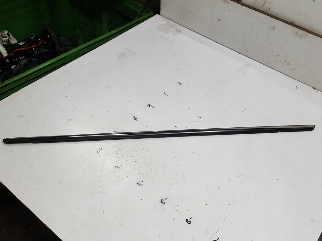 фото №1, Mini paceman r61 10r- молдинг уплотнитель хром дверь левая