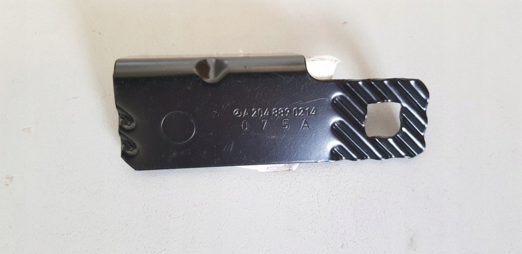 фото №3, Mercedes w204 кронштейн пластина a2048890214