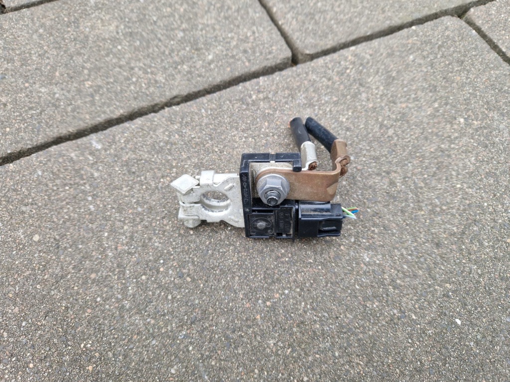 Купить Renault modele клемма минусовая 170913150