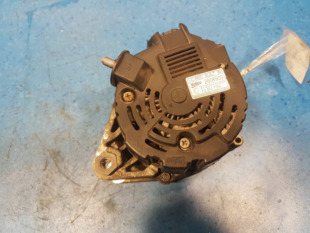 фото №7, Hyundai i20 i 1.2 генератор 37300-03300