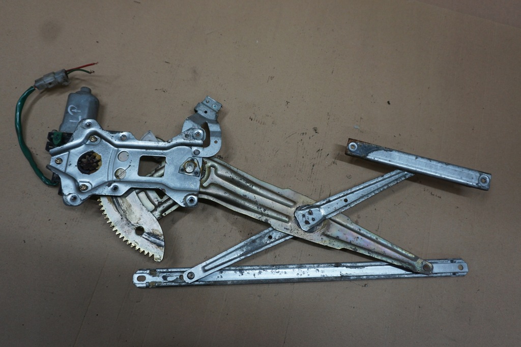 фото №5, Mitsubishi l200 підйомник скло лівий перед електричний 2,5 td 2001r