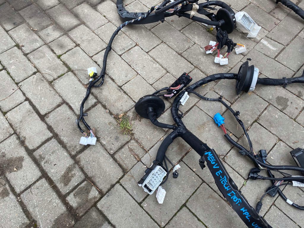 Renault megane v e-tech электропроводка салона 284l03029r 024106119r Киев