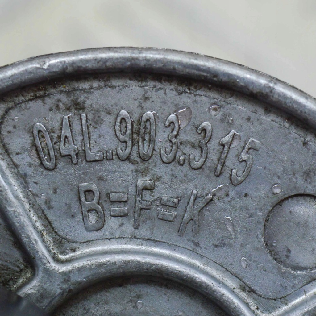 Audi q2 - 2019 натяжитель ремень генератора Киев