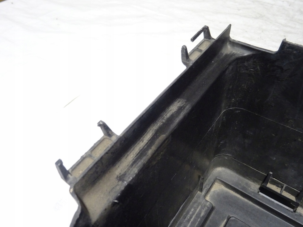 фото №7, Основание корпус аккумулятор vw caddy iii 3 2k0 03-10 1.9 tdi 1k0915333b