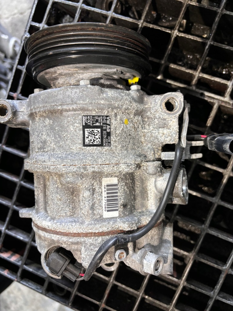 фото №1, Компрессор кондиционера audi 4m0816803n