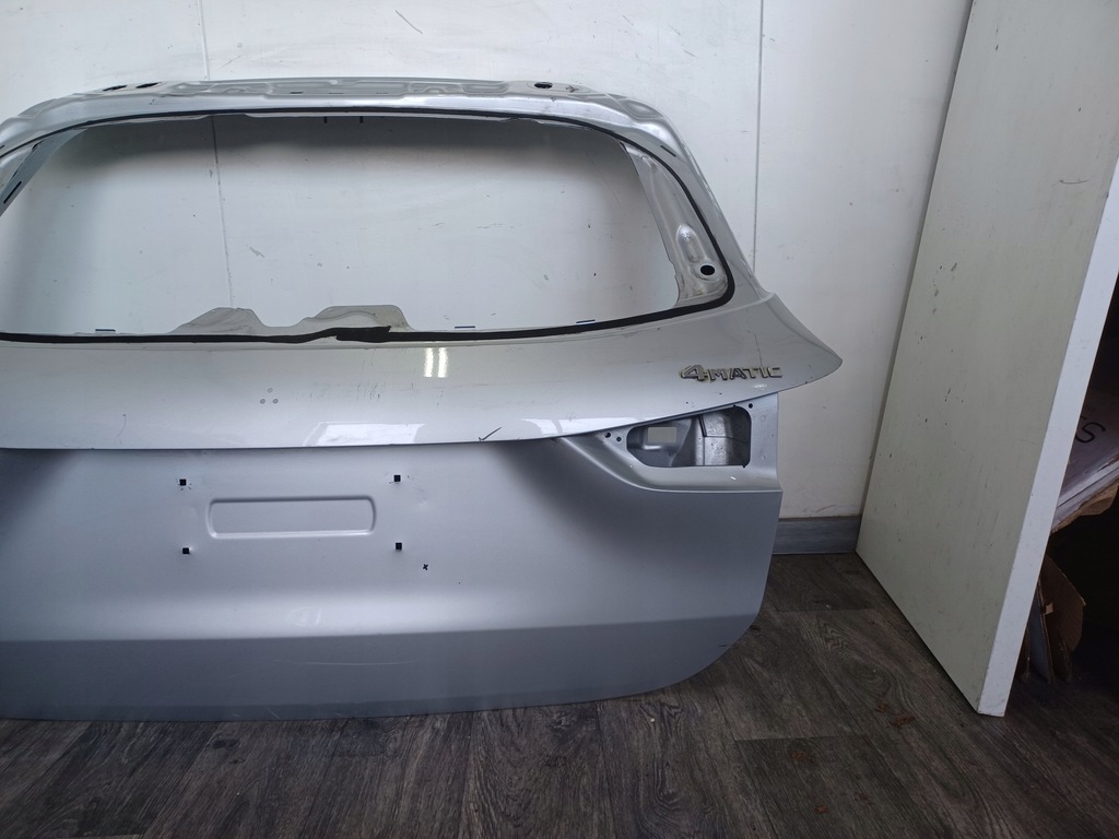 фото №8, Крышка багажника задняя задняя --- mercedes gla ii w247 247 ---