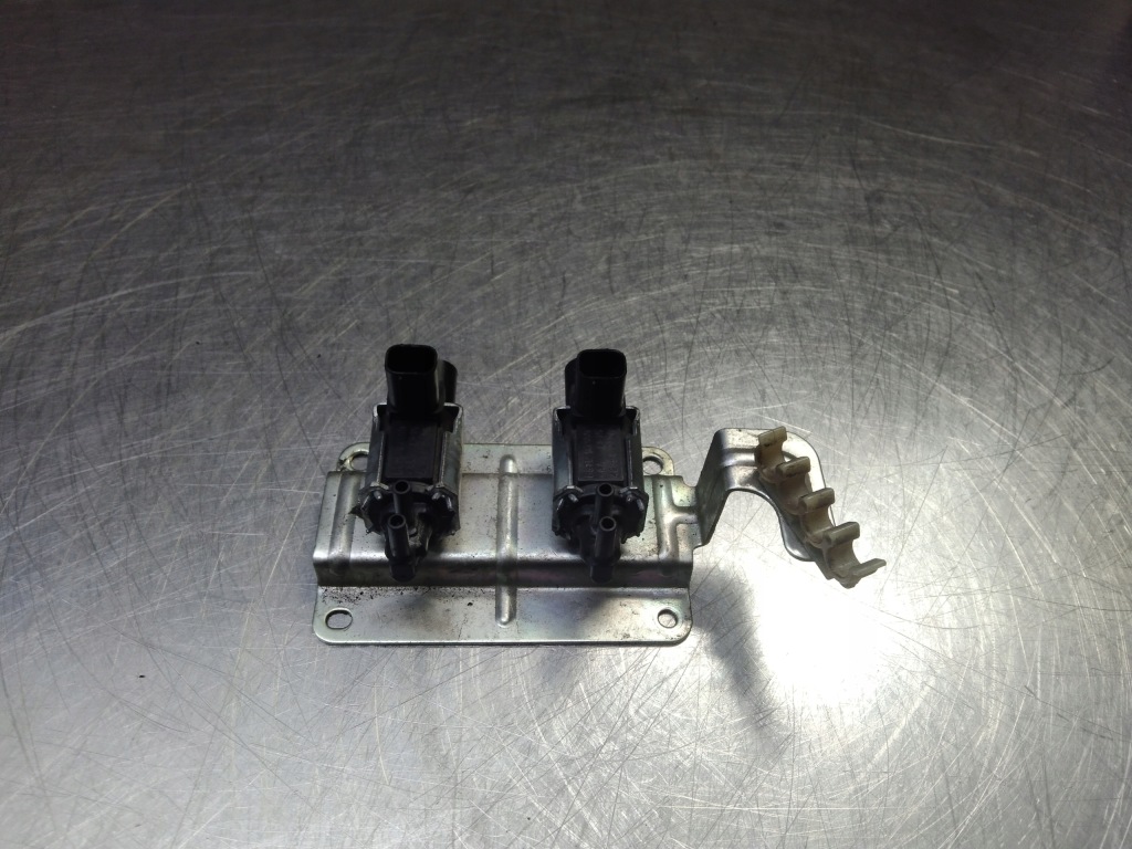 фото №1, Ford 2.0 tdci клапан вакуумa bs7e-9j559-aa