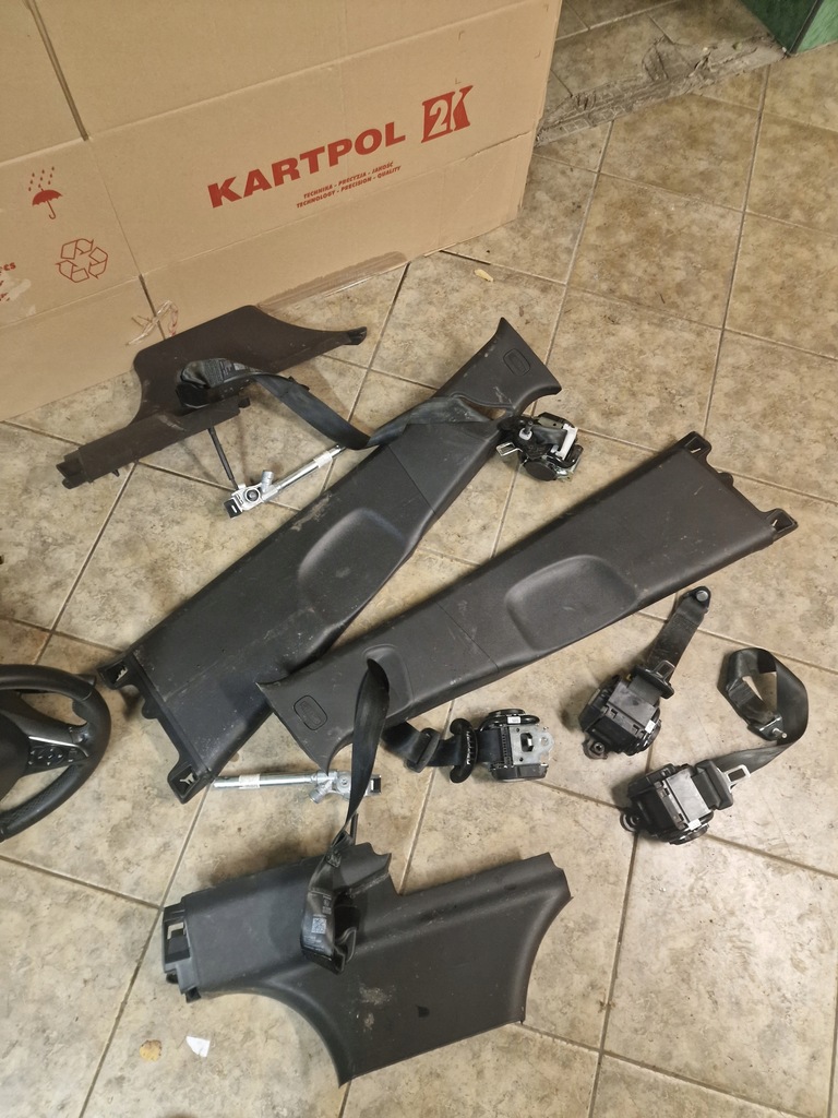 фото №13, Консоль подушка безпеки ремені подушки безпеки комплект opel crossland 2023