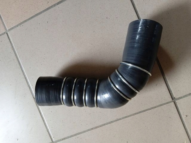 фото №1, Nissan x-trail t31 2.0 труба шланг інтеркулер