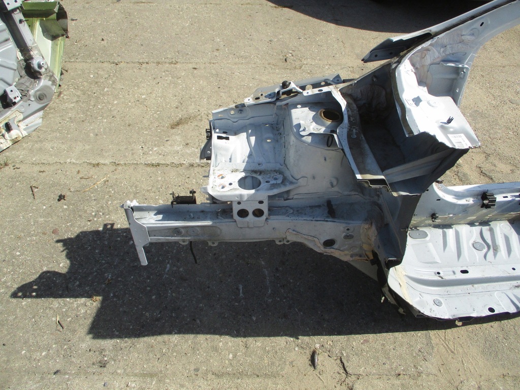 фото №5, Renault clio v чверть лонжерон права 19-24 rok ov369