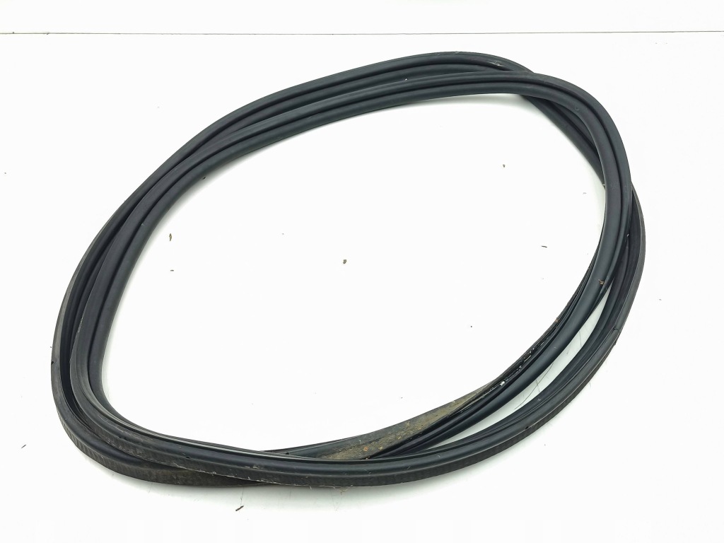 фото №1, Mini cooper countryman r60 2011 прокладка крышки багажника 9801388