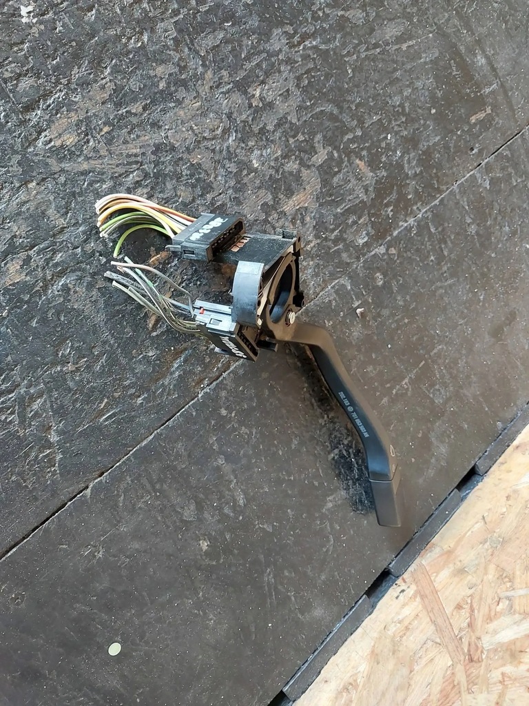 фото №11, Рычаг / переключатель дворник volkswagen transporter t4 701953503ah