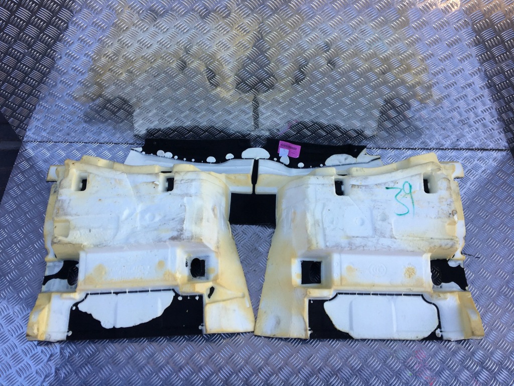 фото №2, Обшивка салону задня jaguar f-pace 16- x761