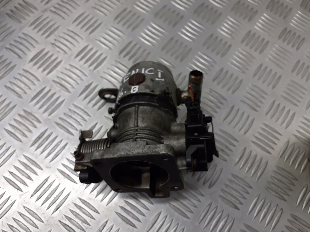 фото №4, Дроссельная заслонка renault scenic i 1.6 7700861679j