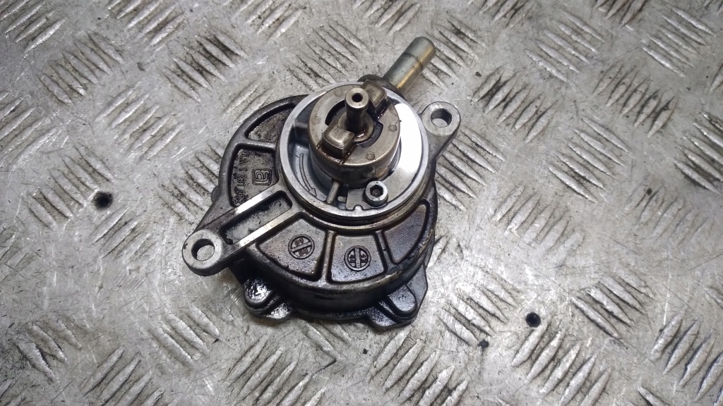 Купити Насос вакуум вакуум mercedes-benz sprinter 906