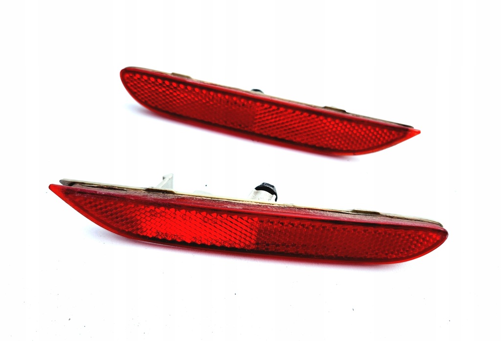 фото №1, Отражатель бампера заднего nissan leaf rogue новый оригинальный номер