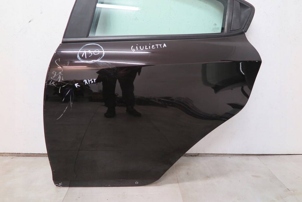 Alfa romeo giulietta двері лівий задній задні ліва Доставка