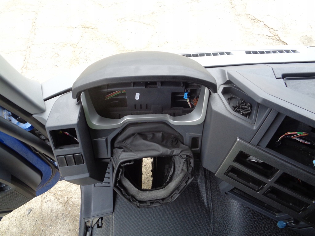 фото №2, Renault gama range панель приладів консоль панель приладів перехідник