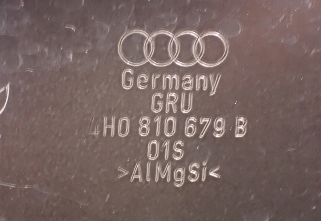 фото №13, Подкрылок крыла четверть левая перед a8 d4 ly9t