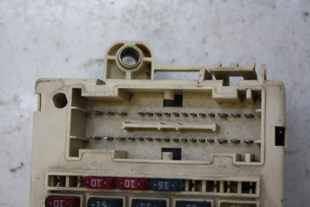 фото №12, Коробка предохранителей alfa romeo gt 1,9 jtd 46558758