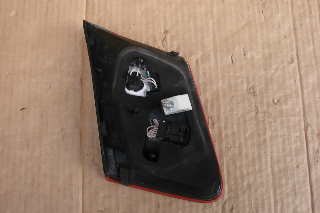 Фара задняя правый  mercedes klasa e w212 седан led европа Цена