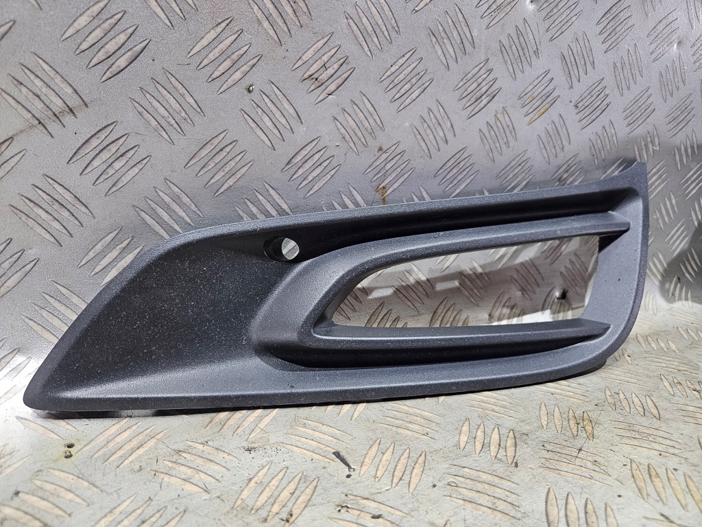 Купить Правая  противотуманная фара решётка бампера opel astra k