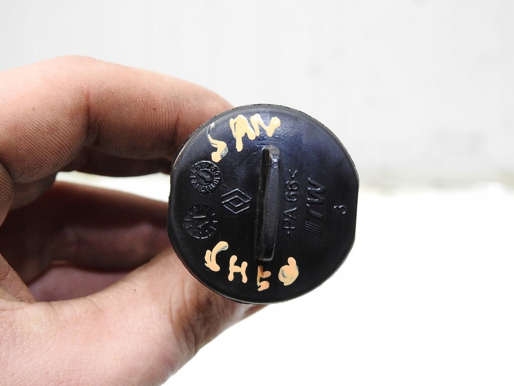 фото №5, Кронштейн штифт радиатора dacia sandero ii lift