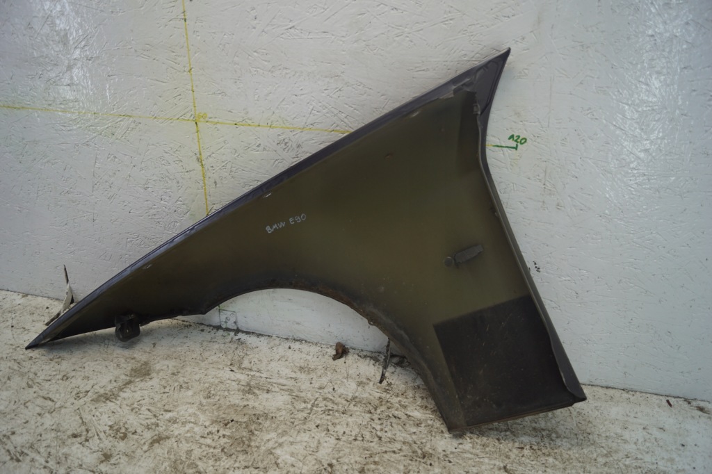 Крило правий перед bmw e90 e91 Київ