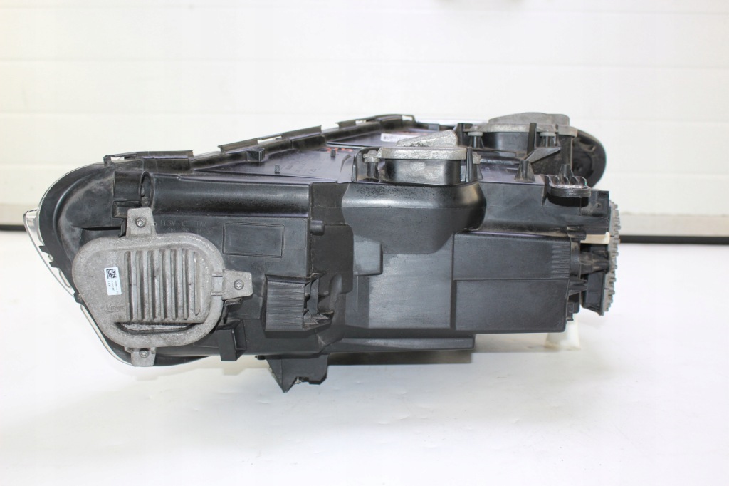 Фара правый перед bmw x1 f48 led 7193710 Недорого