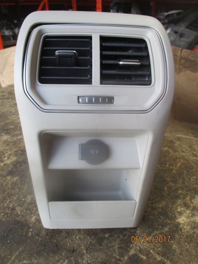 фото №6, Туннель средний подлокотник vw golf sportsvan кожа