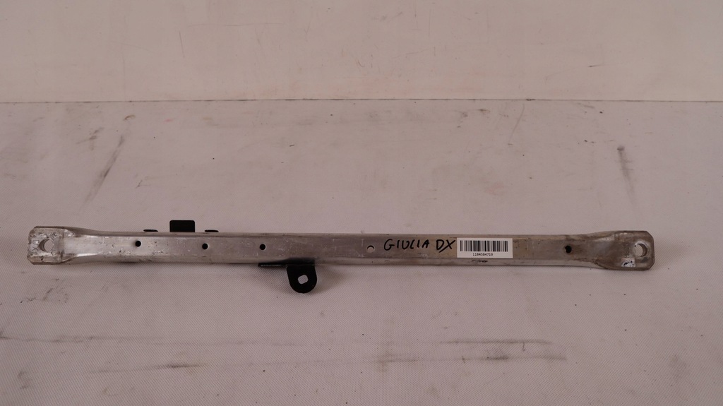 фото №6, Alfa romeo giulia распорка соединитель кронштейн правый