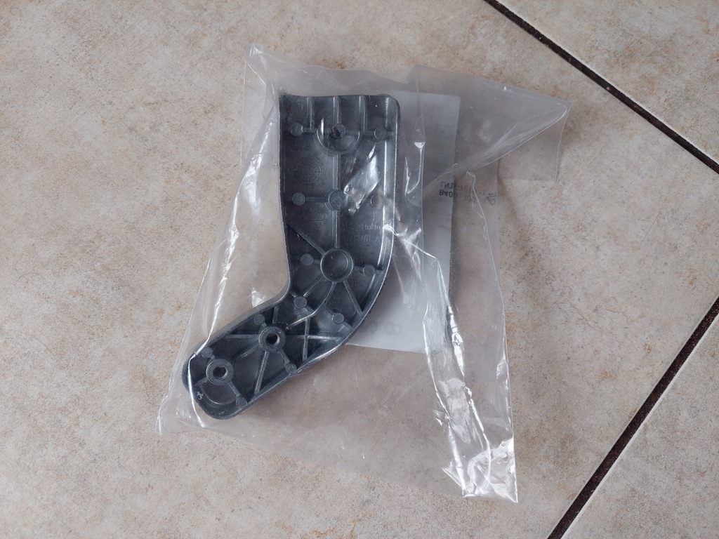 фото №8, Кронштейн - кронштейн балка - mercedes c klasa w206