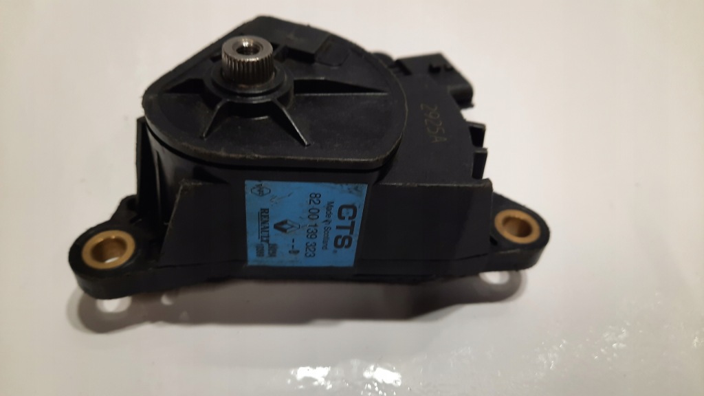 фото №1, Renault modu 1.5 dci потенциометр газа 8200139323