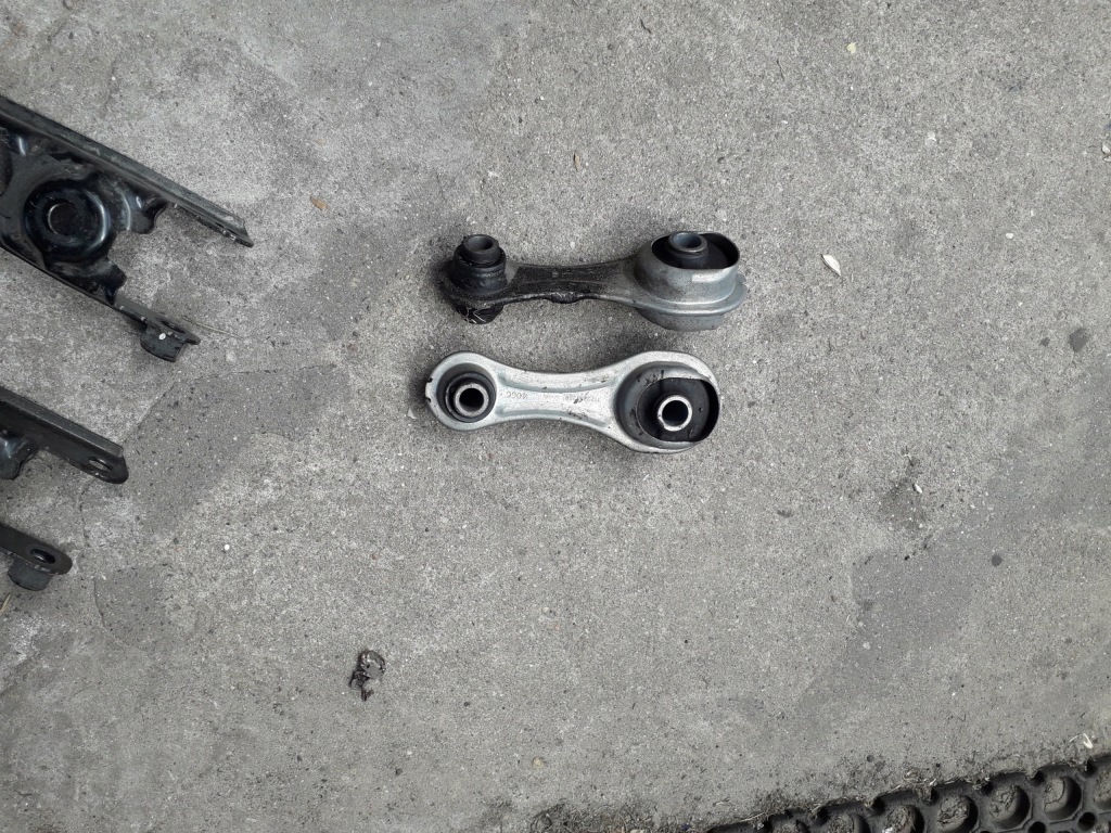 фото №1, Кронштейн коробки dacia duster lift lodgy dokker