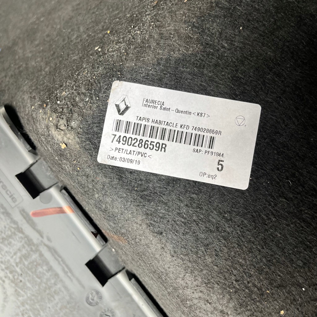 фото №4, Обшивка пол talisman kombi 749028659r