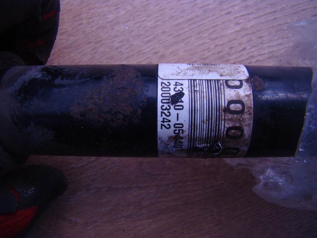 фото №3, Toyota avensis t27 t29 приводной вал правая