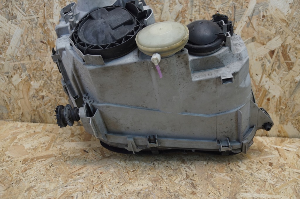 фото №7, Лампа левый перед mercedes c w203